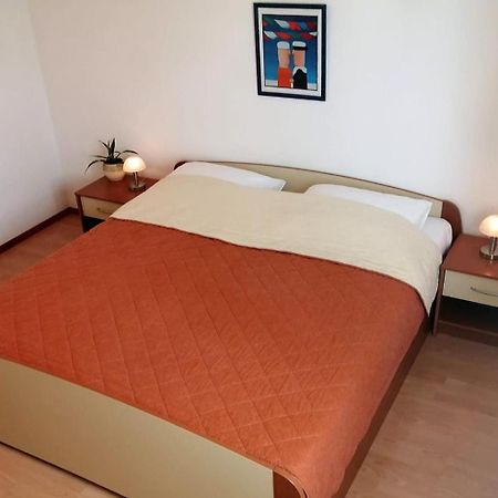 Apartments Borovina Μπολ Εξωτερικό φωτογραφία