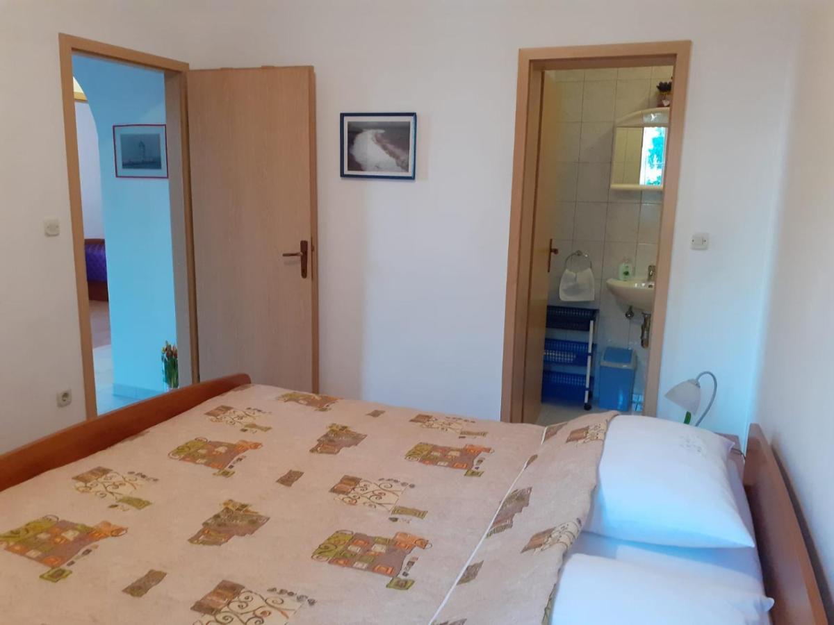 Apartments Borovina Μπολ Εξωτερικό φωτογραφία