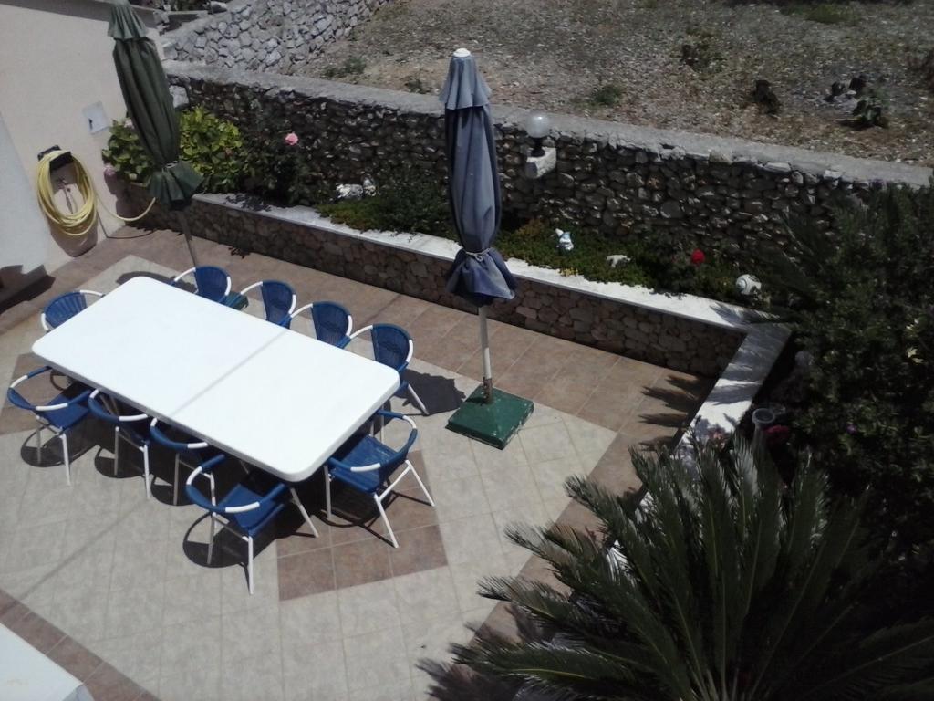 Apartments Borovina Μπολ Εξωτερικό φωτογραφία